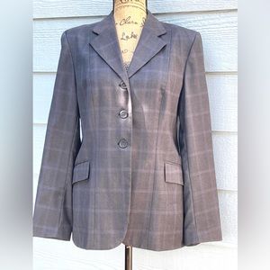 The Elite equestrian hunter show coat. Sz 14R EUC